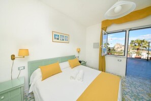 Cots/infant beds