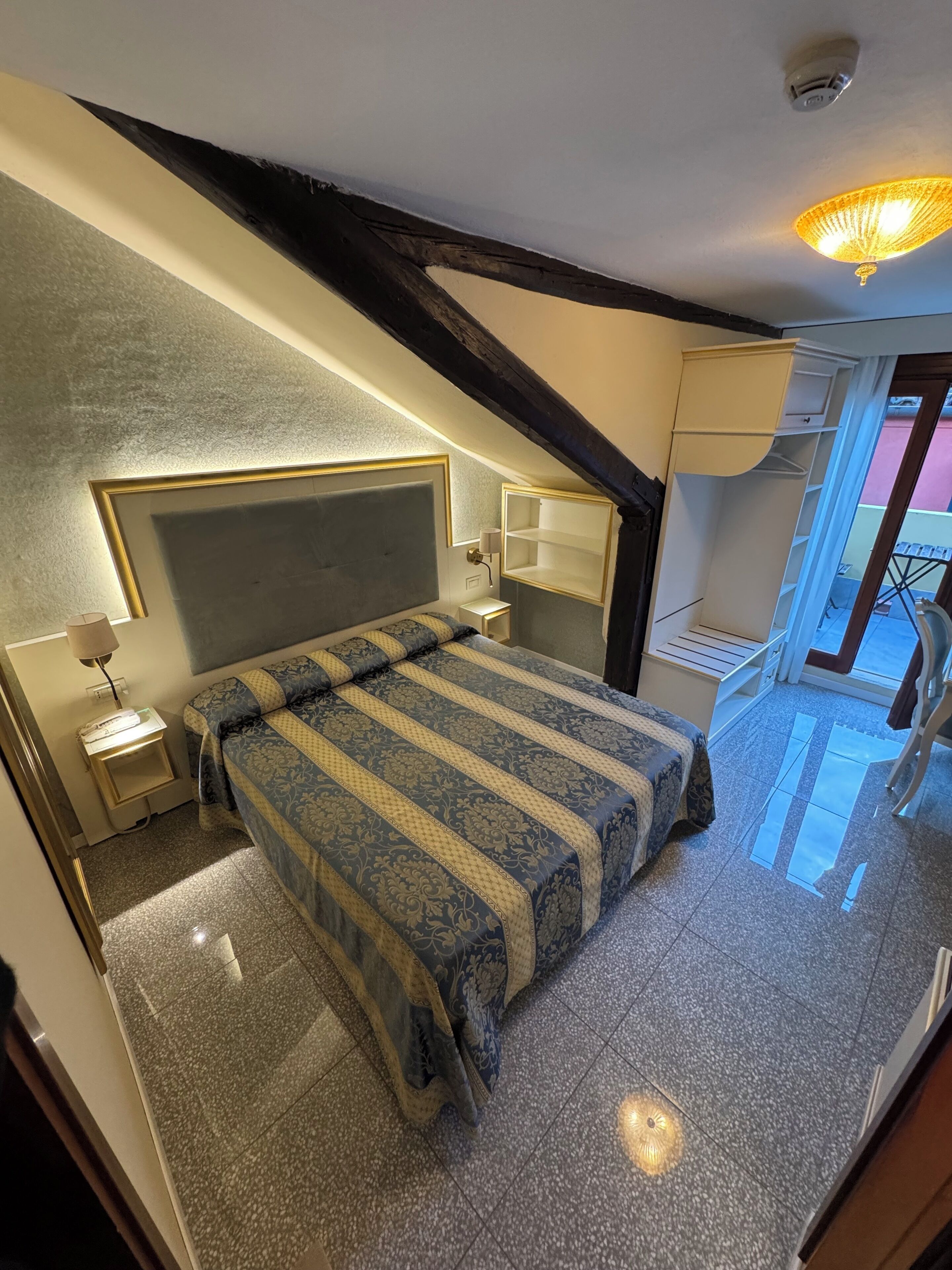 superior triple room | desk, free wifi, bed sheets