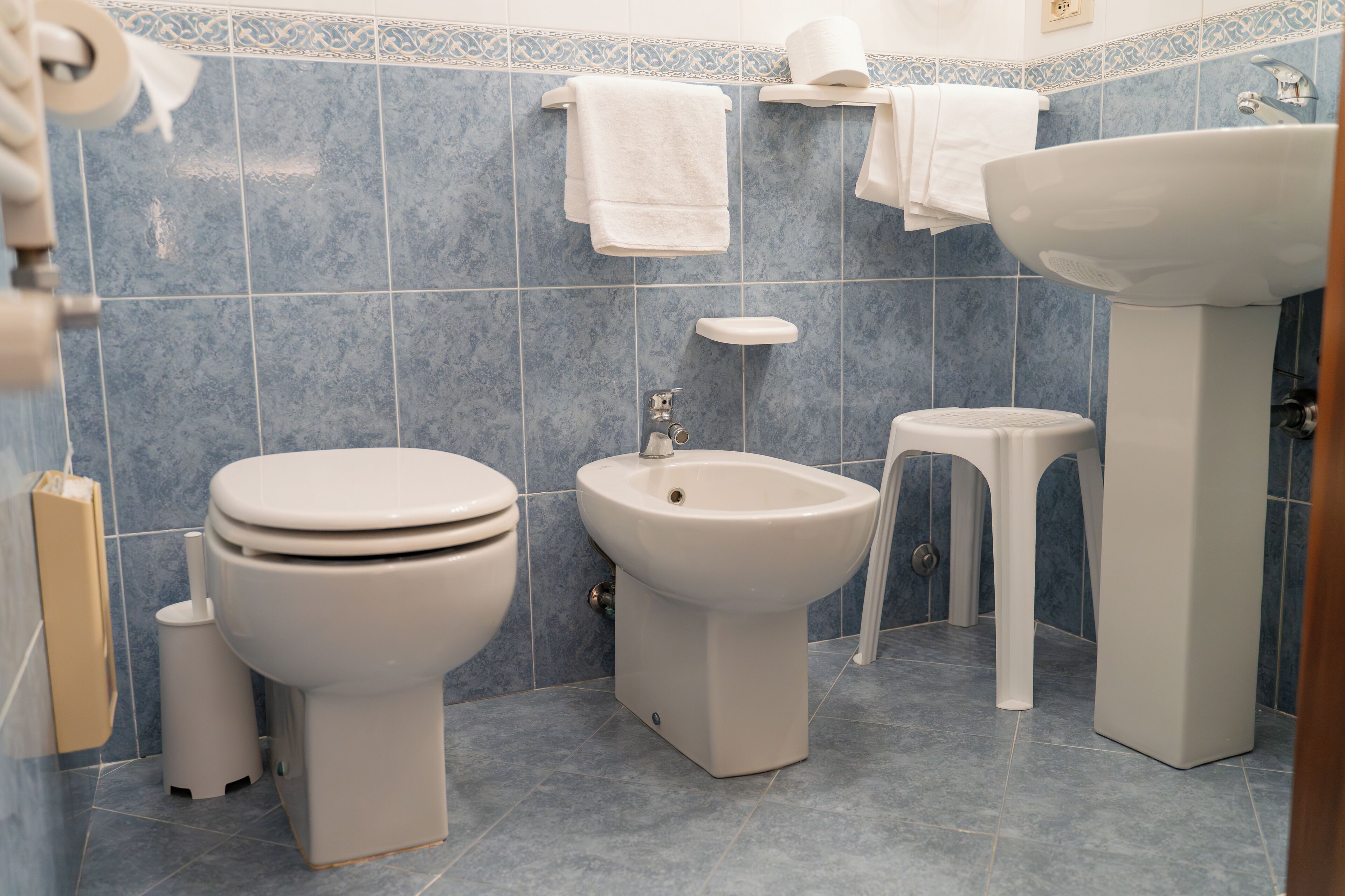 superior triple room | bathroom | bidet, towels, soap, shampoo