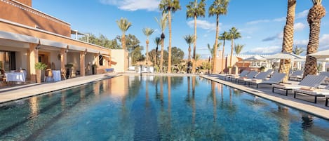 Outdoor pool, pool umbrellas