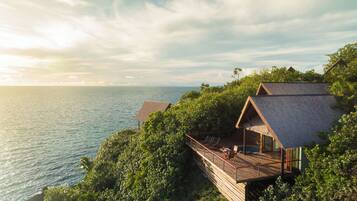 Lagoon Plunge Pool Bungalow with All Meals | Balcony
