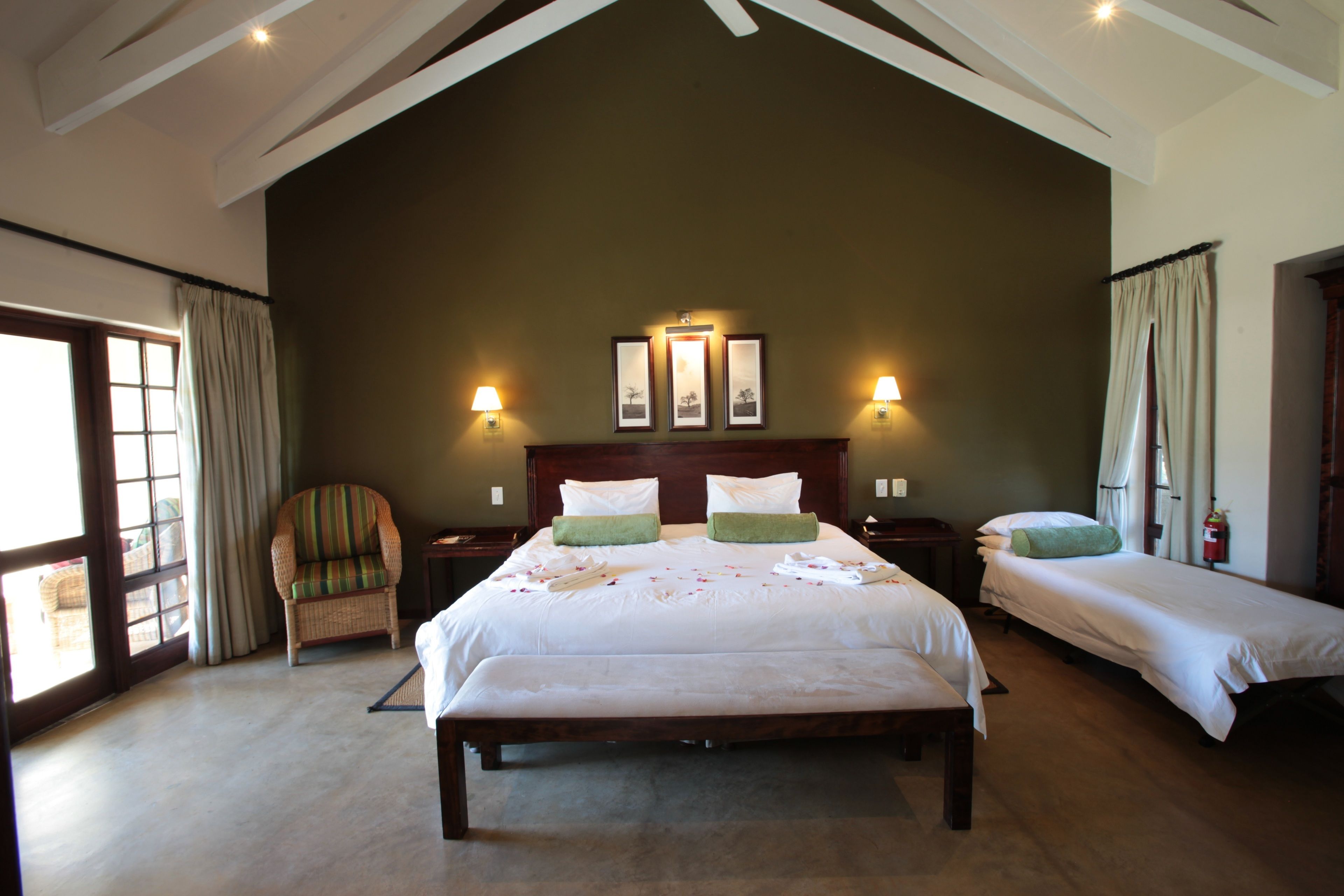 1 bedroom, minibar, in-room safe, desk