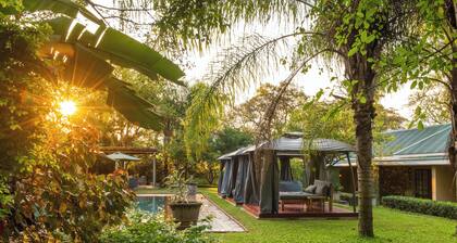 Perry's Bridge Hollow Boutique Hotel