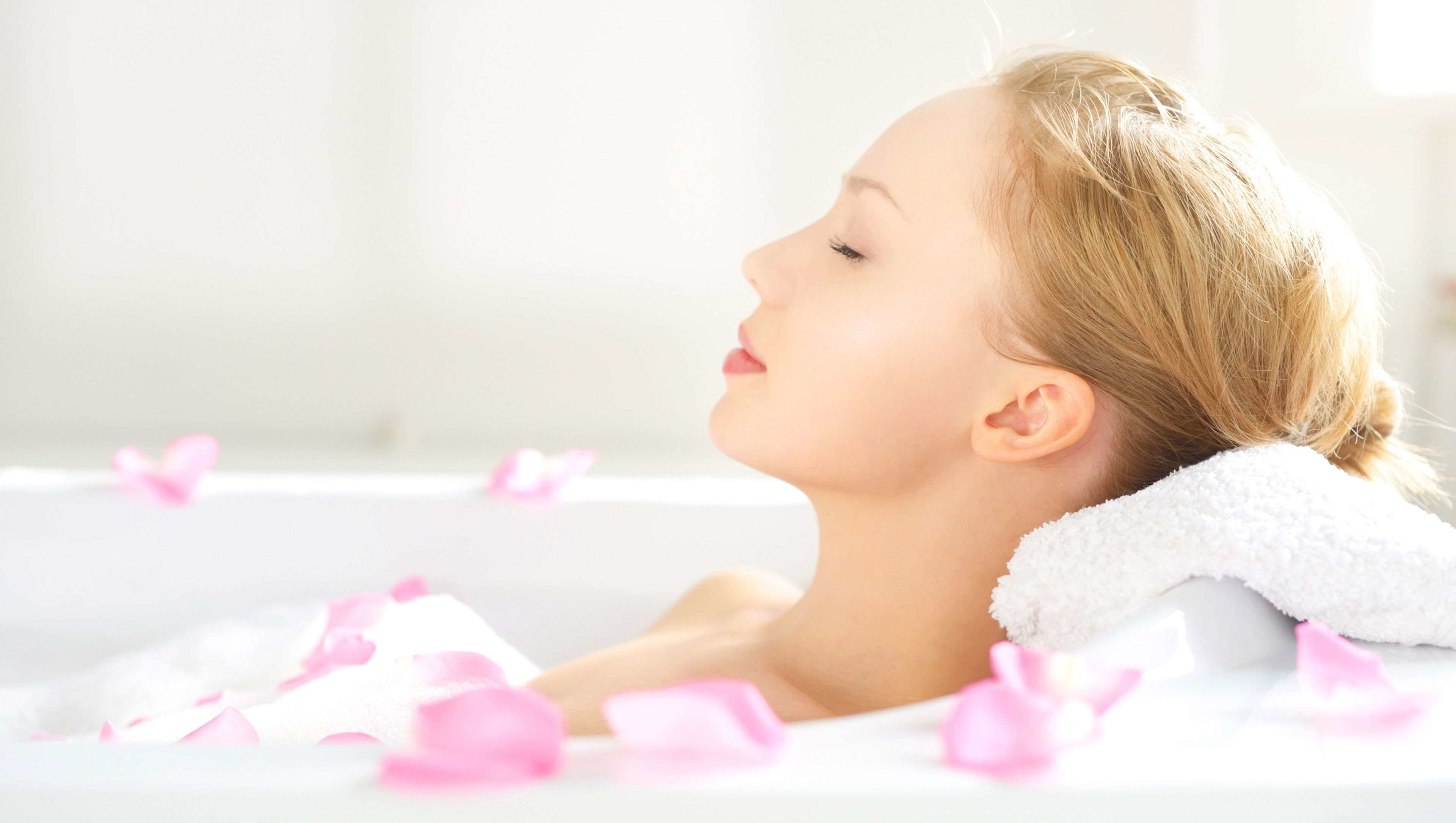 premium bedding, in-room safe, blackout curtains, soundproofing