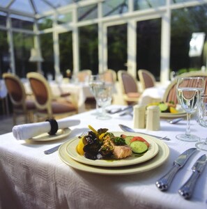 Food and drink - The Cedar Lodge Hotel and Restaurant (Carrigbyrne)