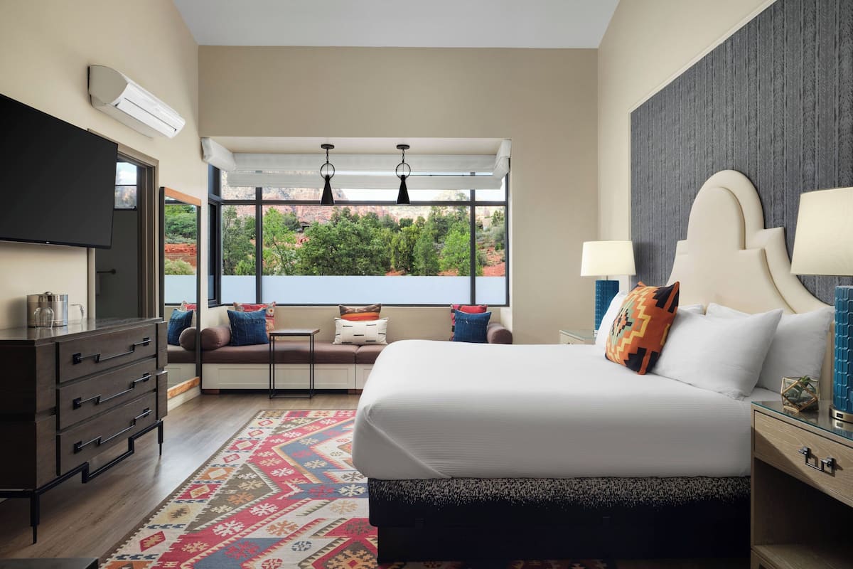 room, 1 king bed (wilde haven spa) | premium bedding, pillow-top beds, in-room safe, desk