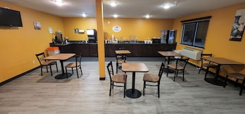 Desayuno para llevar gratuito y diario