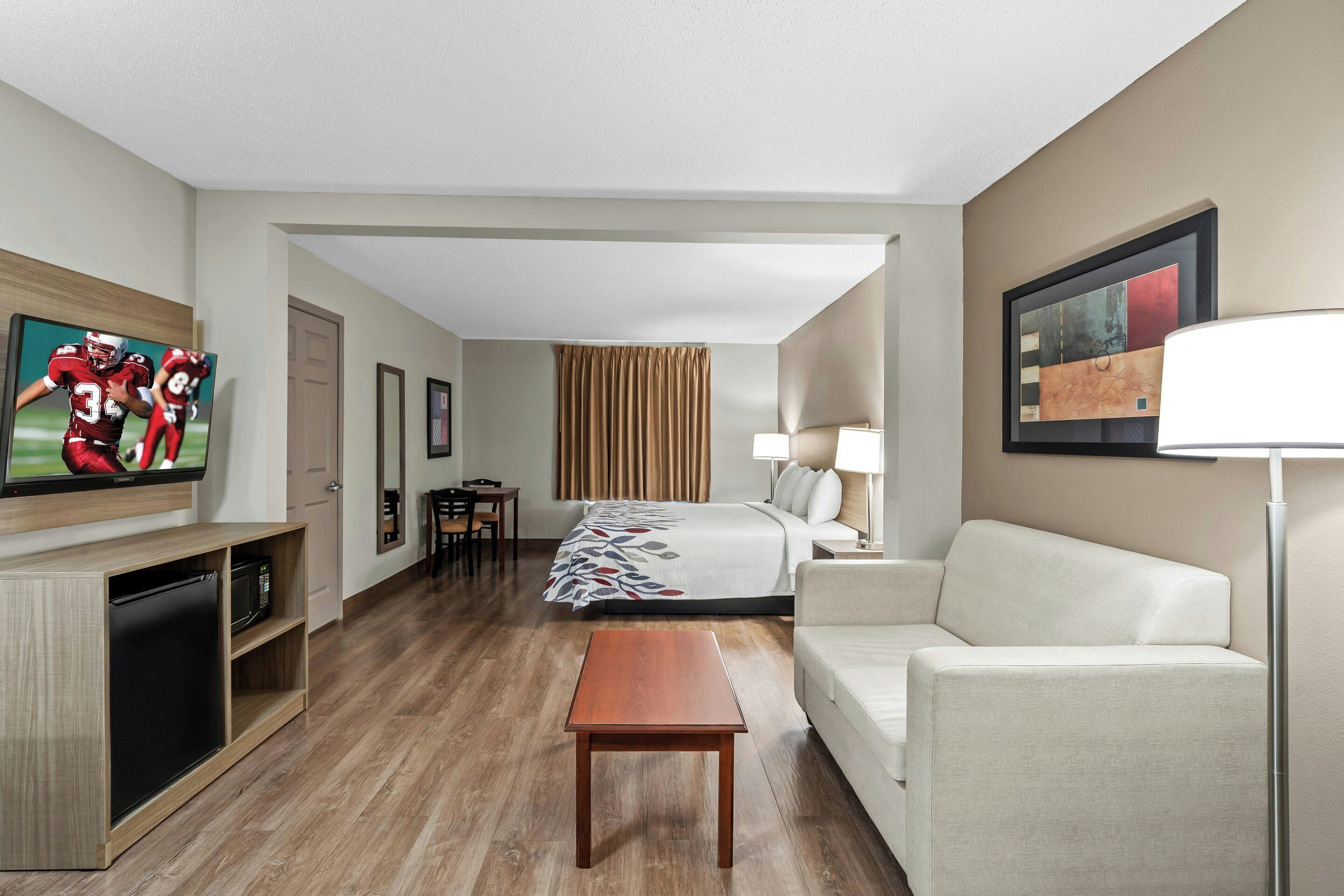 Superior Room, 1 King Bed with Sofa bed, Non Smoking | Blackout drapes, iron/ironing board, WiFi (free), alarm clocks