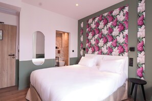PRIVILEGE Room | Hypo-allergenic bedding, in-room safe, desk, blackout drapes - Rosa Hotel (Lille)