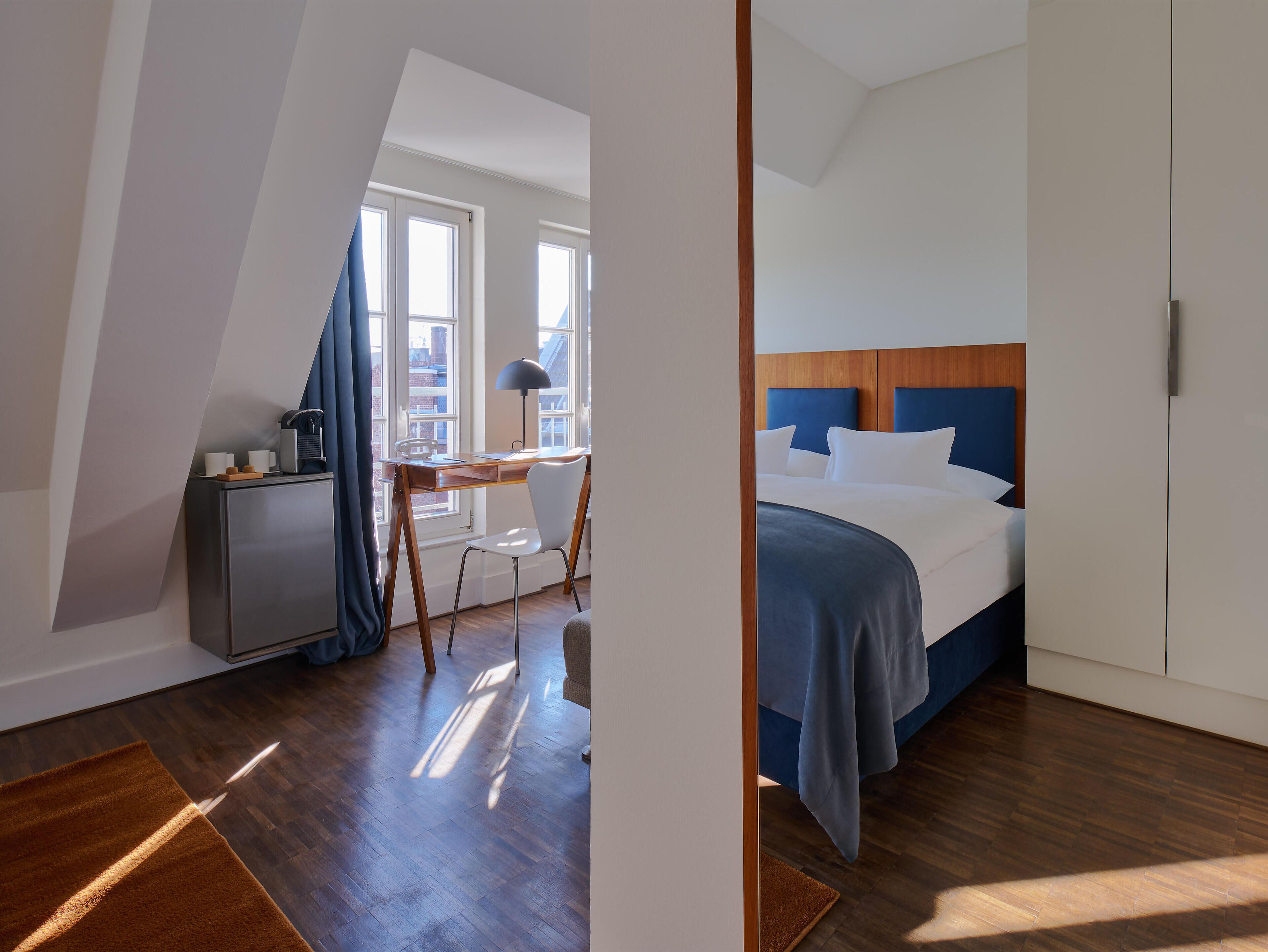 executive room | 1 bedroom, premium bedding, in-room safe, desk