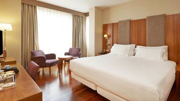 Standard Room | Down comforters, minibar, in-room safe, desk