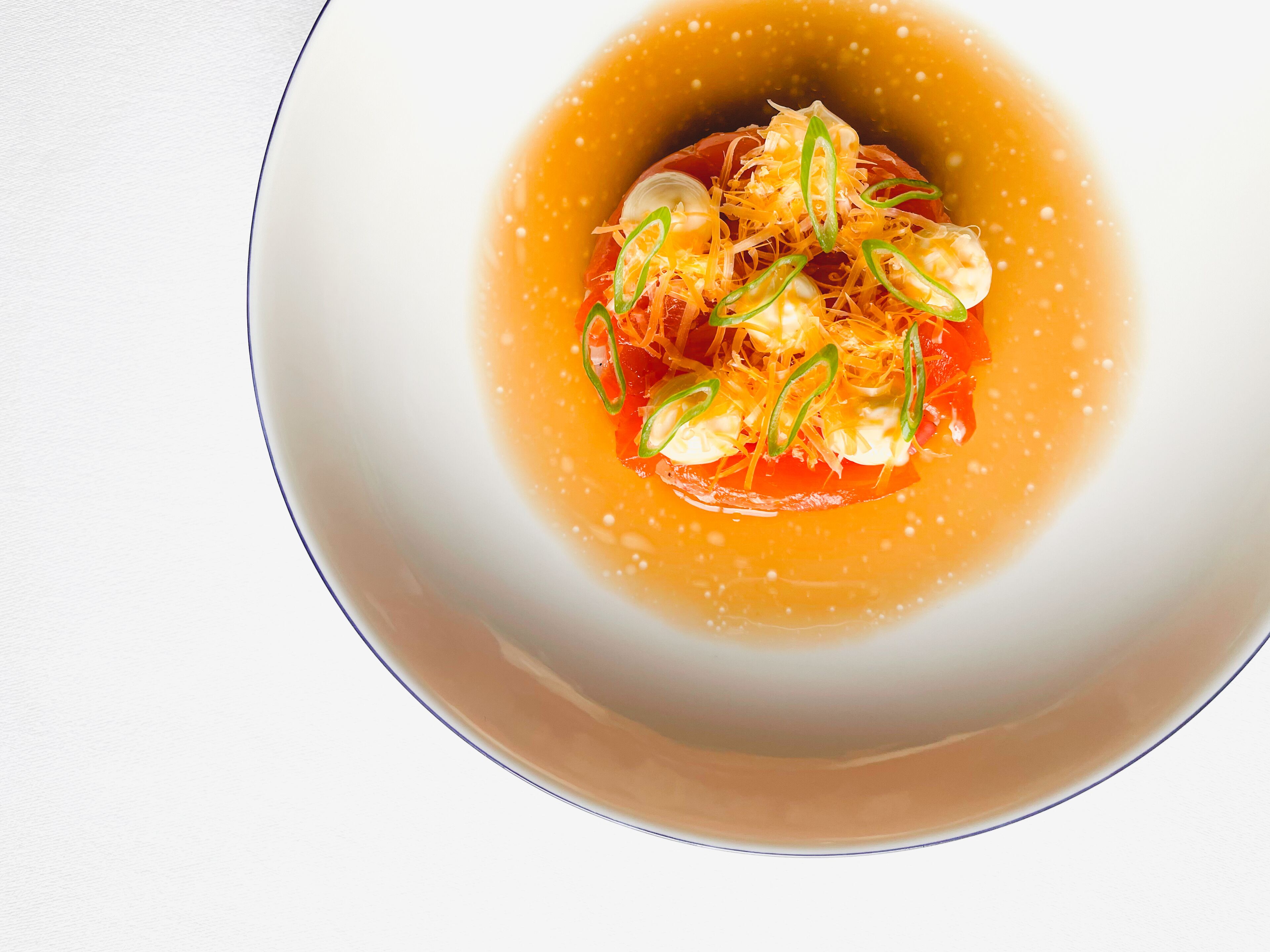 2 restaurants, breakfast, lunch, dinner served; international cuisine