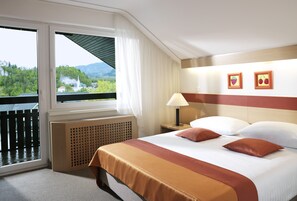 Minibar, in-room safe, free WiFi, bed sheets - Hotel Savica Garni - Sava Hotels & Resorts (Bled)