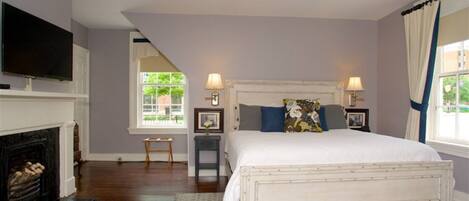 Room, Private Bathroom (7 - Veranda) | Premium bedding, individually decorated, individually furnished, desk