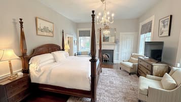 Room, Private Bathroom (1- Madison)