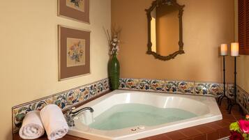 Private spa tub