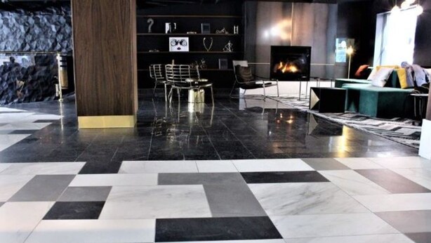 Lobby - Lelux Hotel (Montreal)