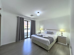 Appartement, 2 slaapkamers | Donsdekens, een gratis minibar, individueel gemeubileerd