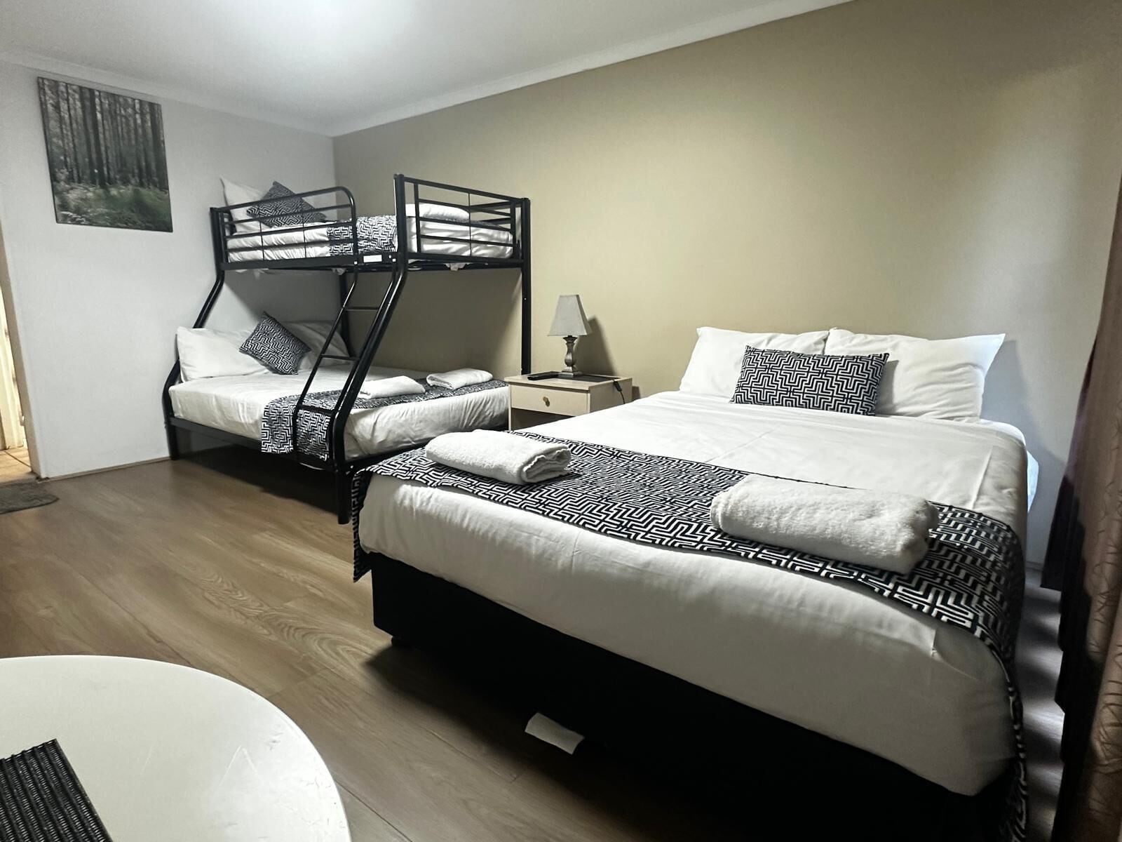 Superior Family Room | 羽绒被、迷你吧（备有免费物品）、特色家居、熨斗/熨衣板