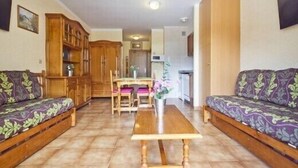 Standard Apartment, Valley View, Mountainside | Living area | TV - Kione Deusol (Soldeu)