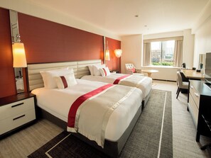 Deluxe Twin Room, Non Smoking (9-10F) (Upper Floor) | Hypo-allergenic bedding, in-room safe, desk, blackout drapes - Tokyo Prince Hotel (Tokyo)