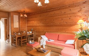 1-inch TV with digital channels - Odalys Résidence Les Chalets d'Evian (Evian-les-Bains)