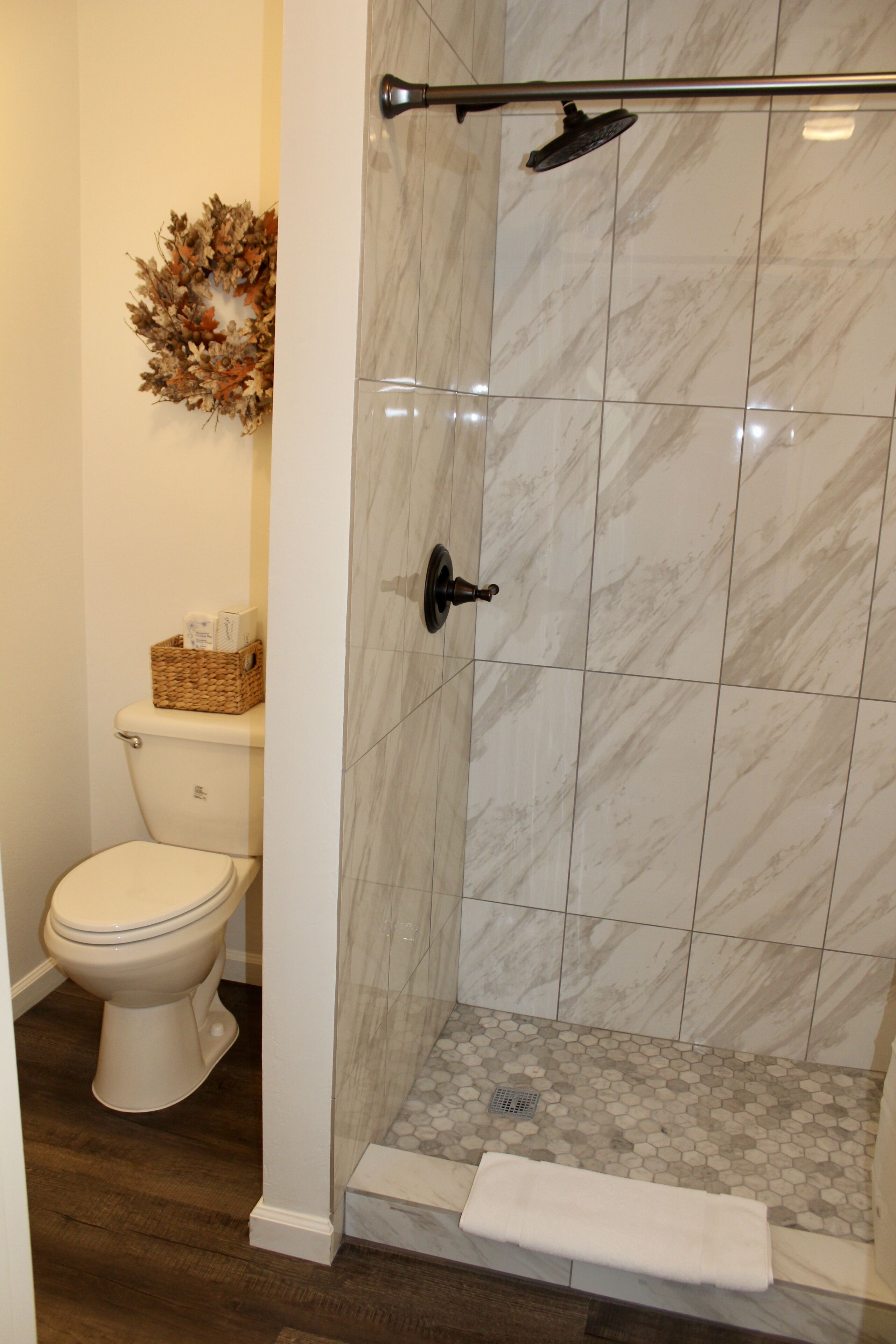 standard room, 2 queen beds | bathroom | shower, hair dryer, bathrobes, towels