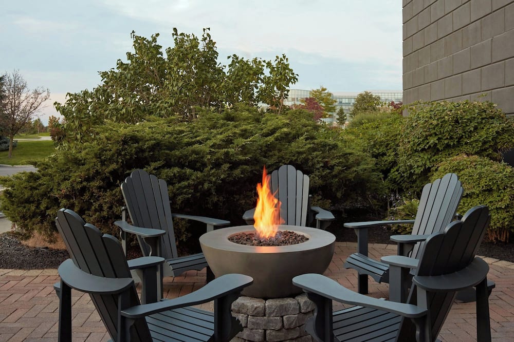 Residence Inn by Marriott Mississauga - Airport Corporate Centre West