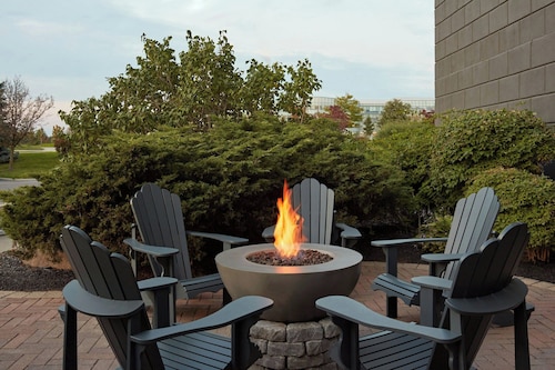 Residence Inn by Marriott Mississauga - Airport Corporate Centre West