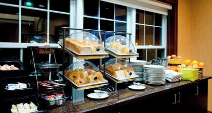 Residence Inn by Marriott Mississauga - Airport Corporate Centre West