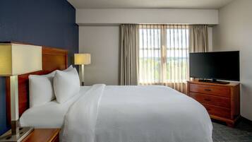 Studio, 1 King Bed with Sofa bed | 1 bedroom, premium bedding, pillowtop beds, desk