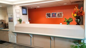 Reception - Motel 6 Las Cruces, NM - Telshor (Las Cruces)