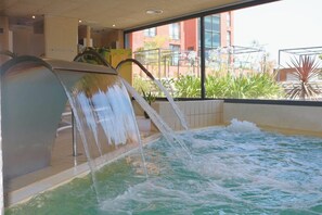 Tratamentos corporais, massagens desportivas, 6 salas de tratamento