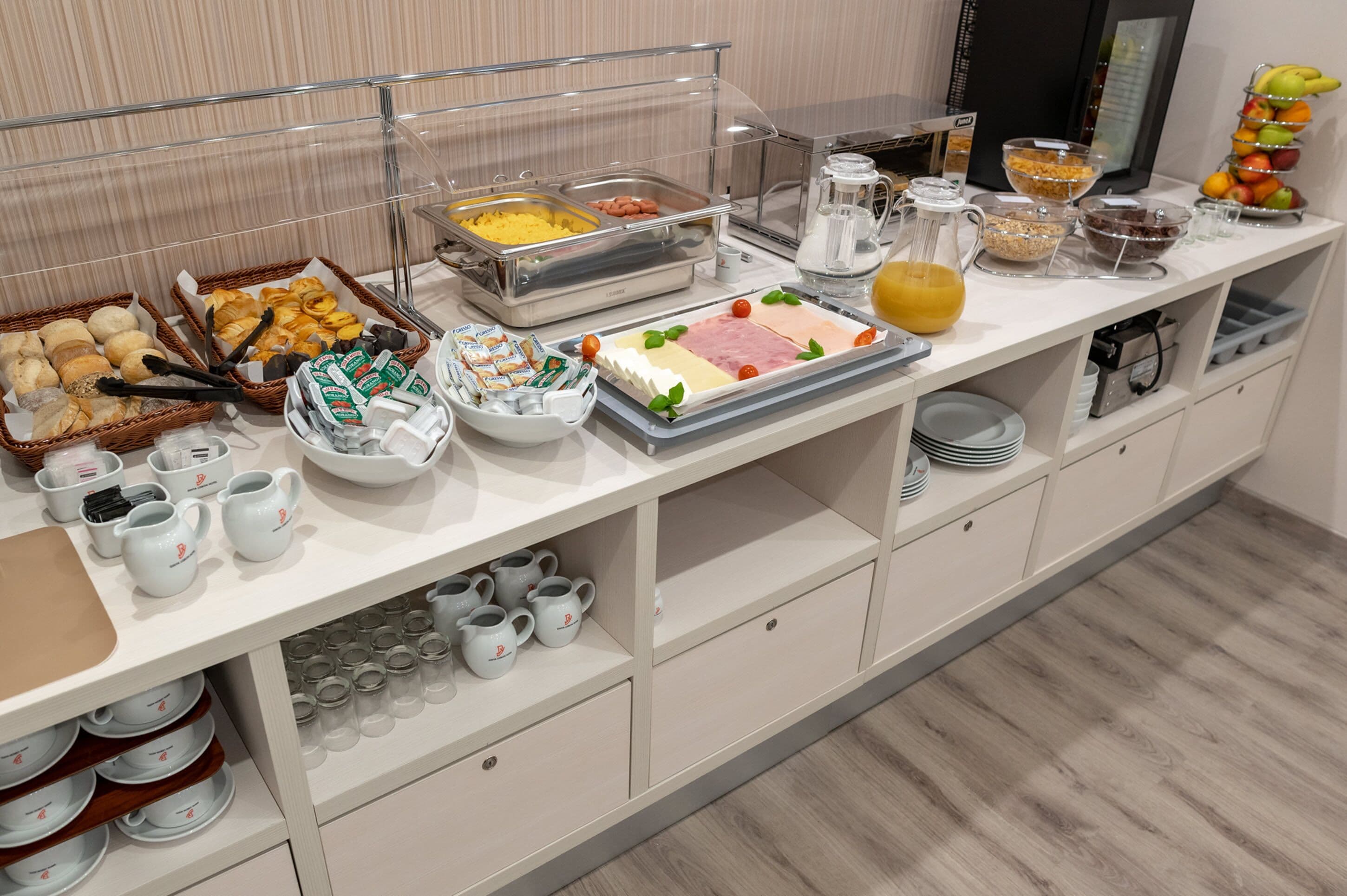 daily buffet breakfast (eur 15 per person)