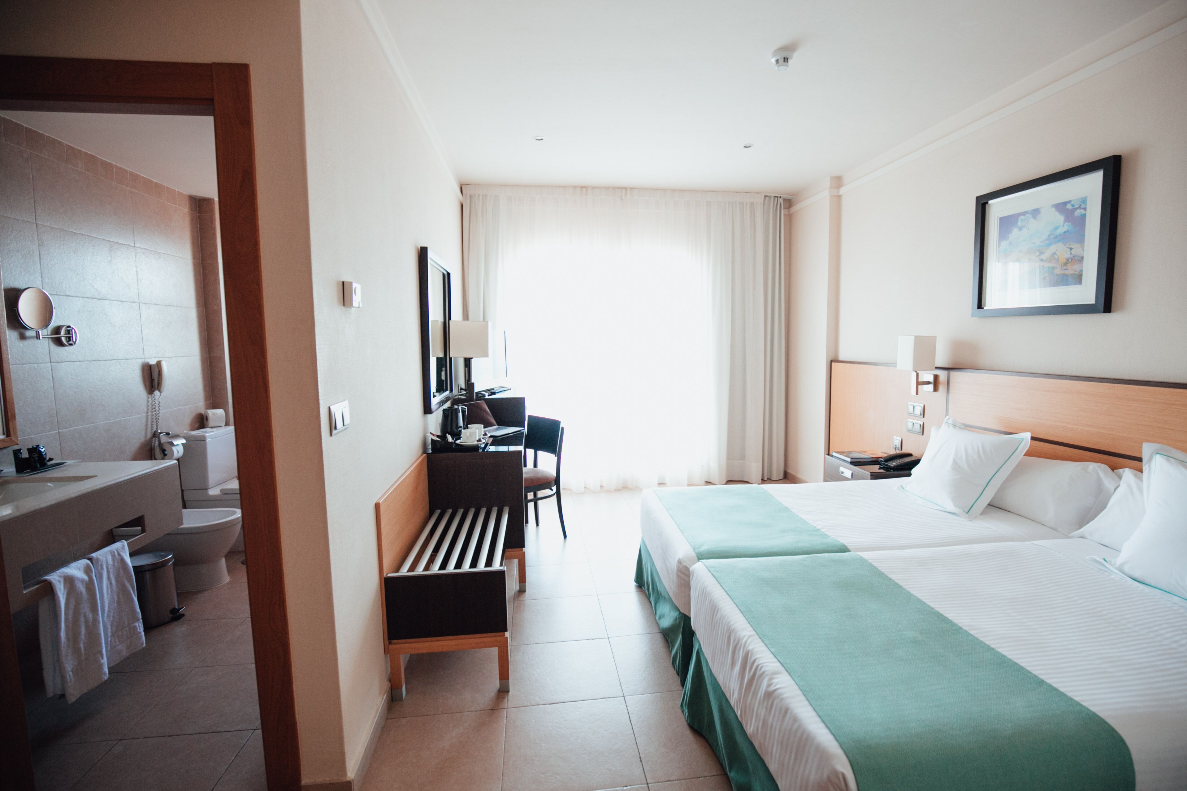 Minibar, in-room safe, desk, free WiFi