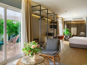 Grand Suite Essence | Living area