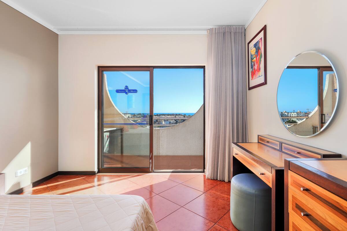 In-room safe, blackout curtains, iron/ironing board (on request)