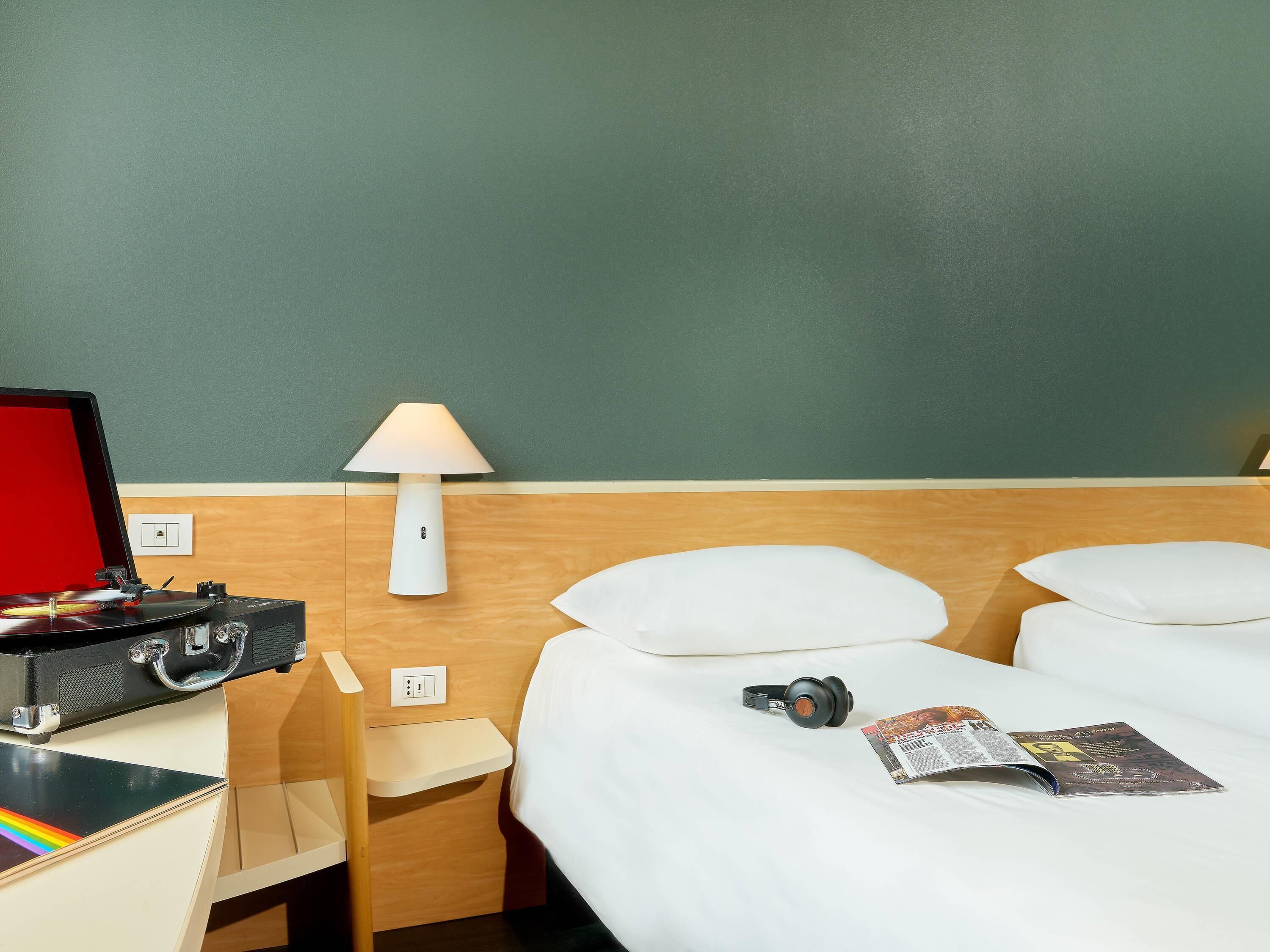 Standard Room, 2 Single Beds