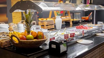 Dinner served, international cuisine