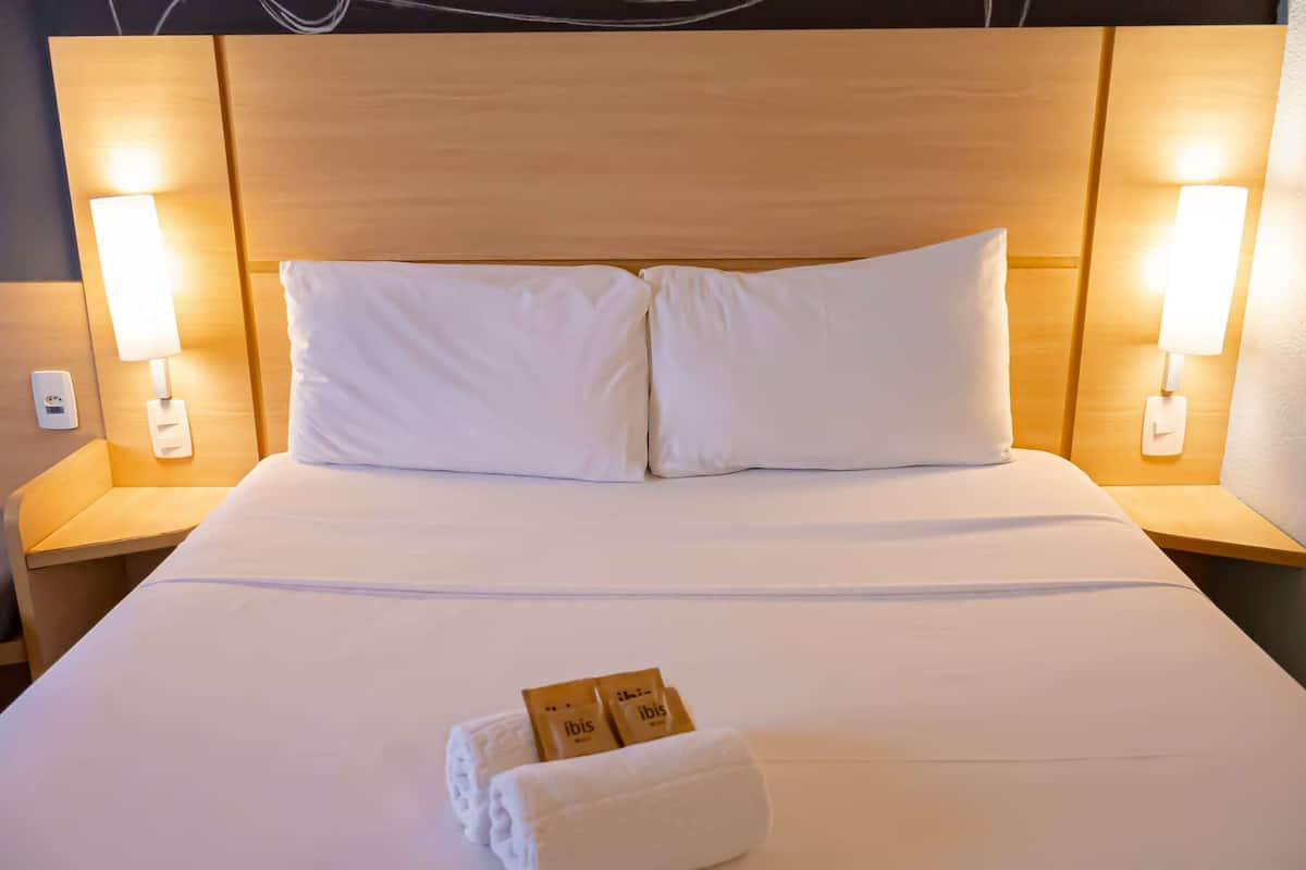 Minibar, desk, free cribs/infant beds, free WiFi