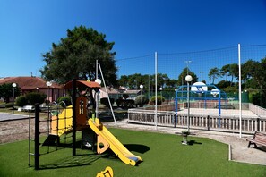Aire de jeux - extérieure