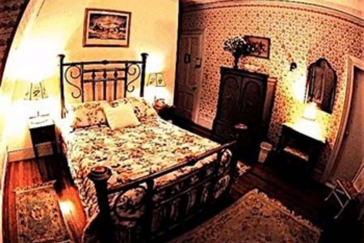 مكواة/لوح كي وواي فاي مجانًا وبديكورات فريدة لكل غرفة