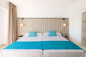 Premium Double Room | Desk, blackout curtains, bed sheets - azuLine Hotel Bergantín (Sant Josep de sa Talaia)