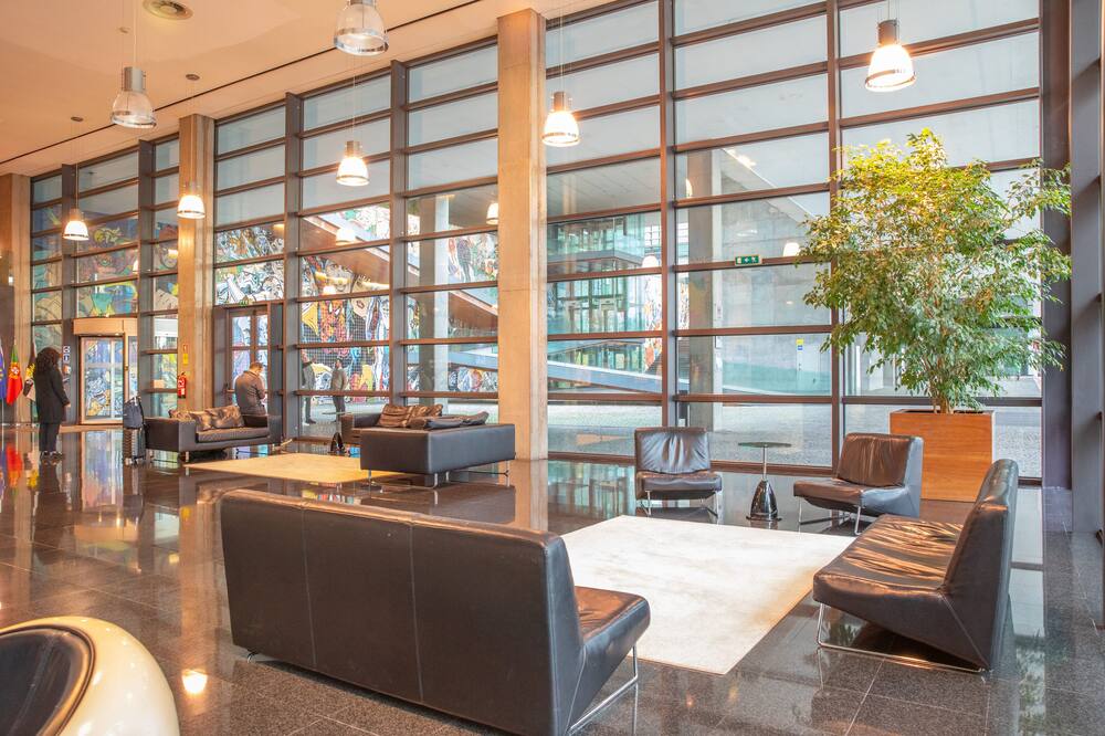 VIP Executive Art's Hotel