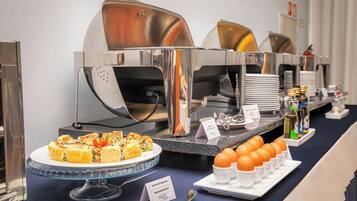 Daily buffet breakfast (EUR 11.50 per person)