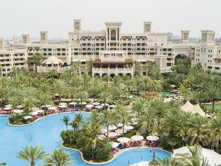 Jumeirah Al Qasr Dubai - Image 2