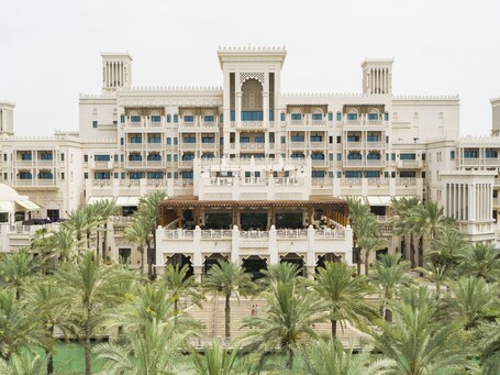 Jumeirah Al Qasr Dubai - Image 22
