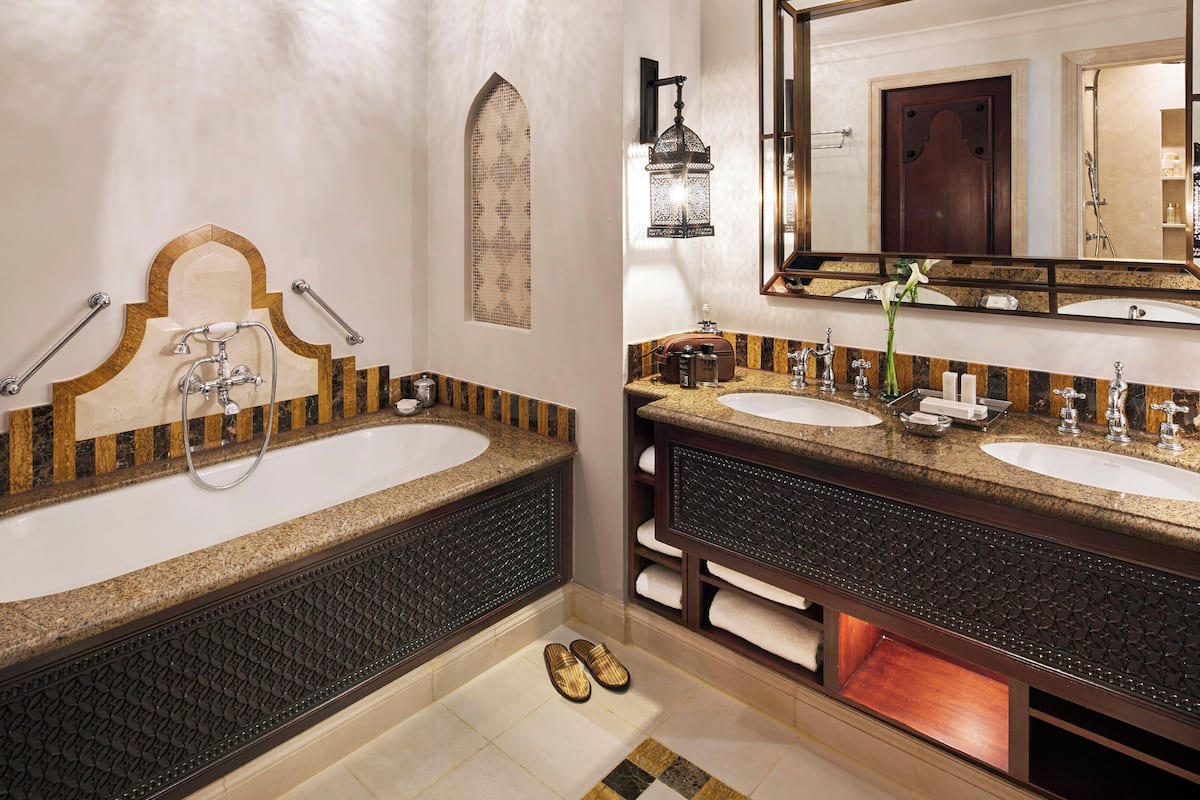 suite, 1 bedroom (arabian) | bathroom | separate bathtub and shower, deep-soaking bathtub, rainfall showerhead