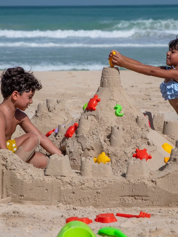 Private beach, sun-loungers, beach umbrellas, beach towels