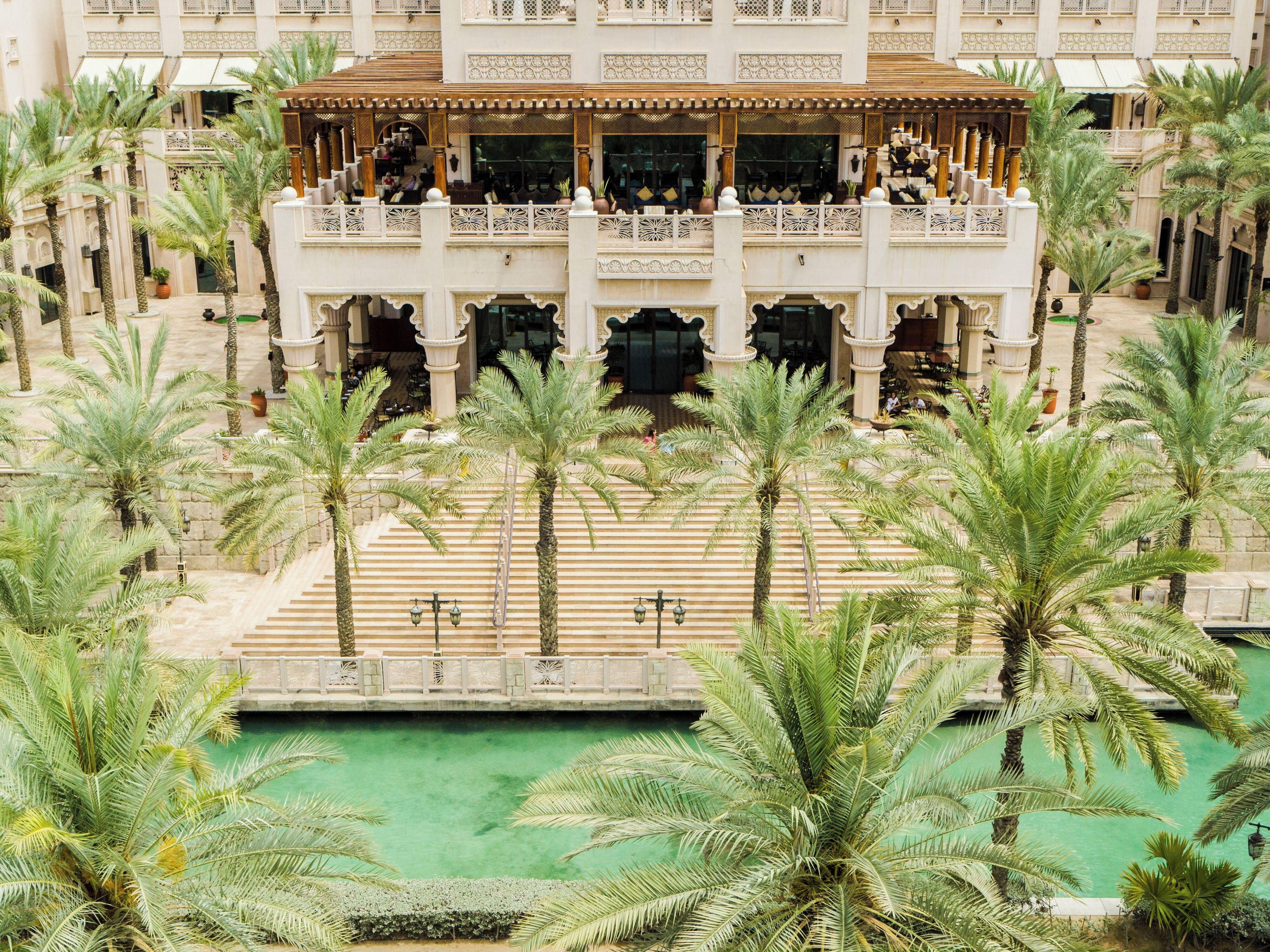 Photo - Jumeirah Al Qasr Dubai Hotel